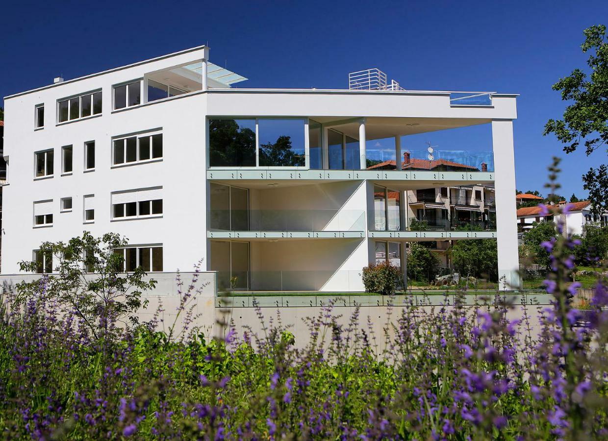 Modern Apartment Near The Sea Ičići Zewnętrze zdjęcie